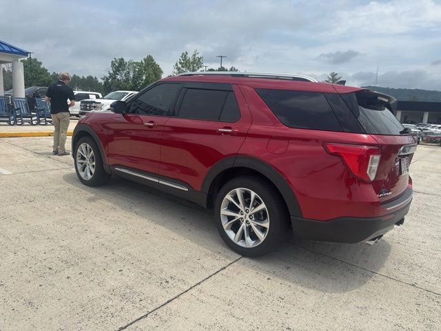 Certified 2021 Ford Explorer Platinum w/ Equipment Group 601A AWD/4WD image 17