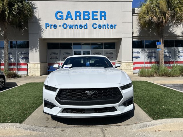 Certified 2026 Ford Mustang Coupe RWD image 14