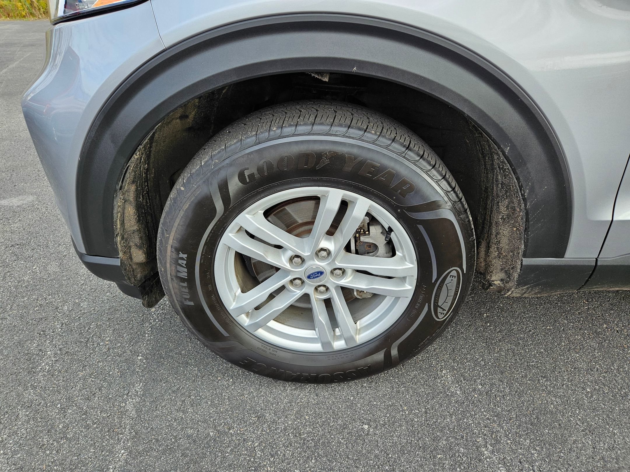 Certified 2022 Ford Explorer 4WD image 25