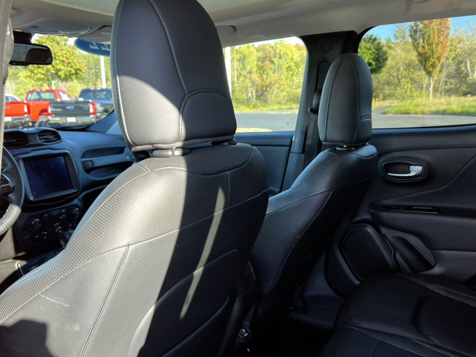 Used 2022 Jeep Renegade Limited w/ Sun, Sound & Wheels Group image 36