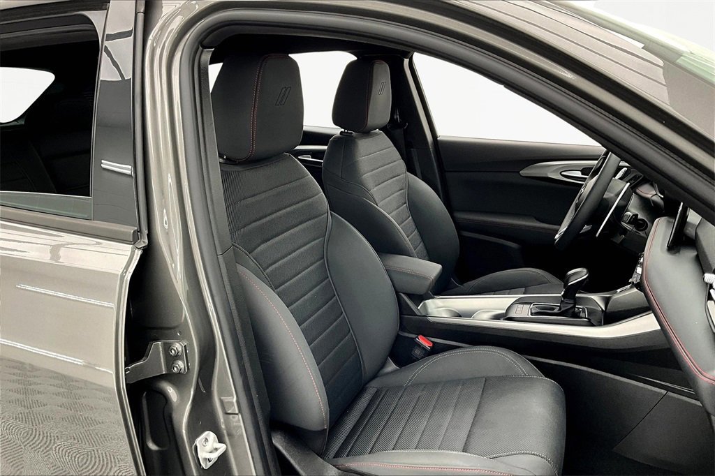 Used 2024 Dodge Hornet R/T image 9