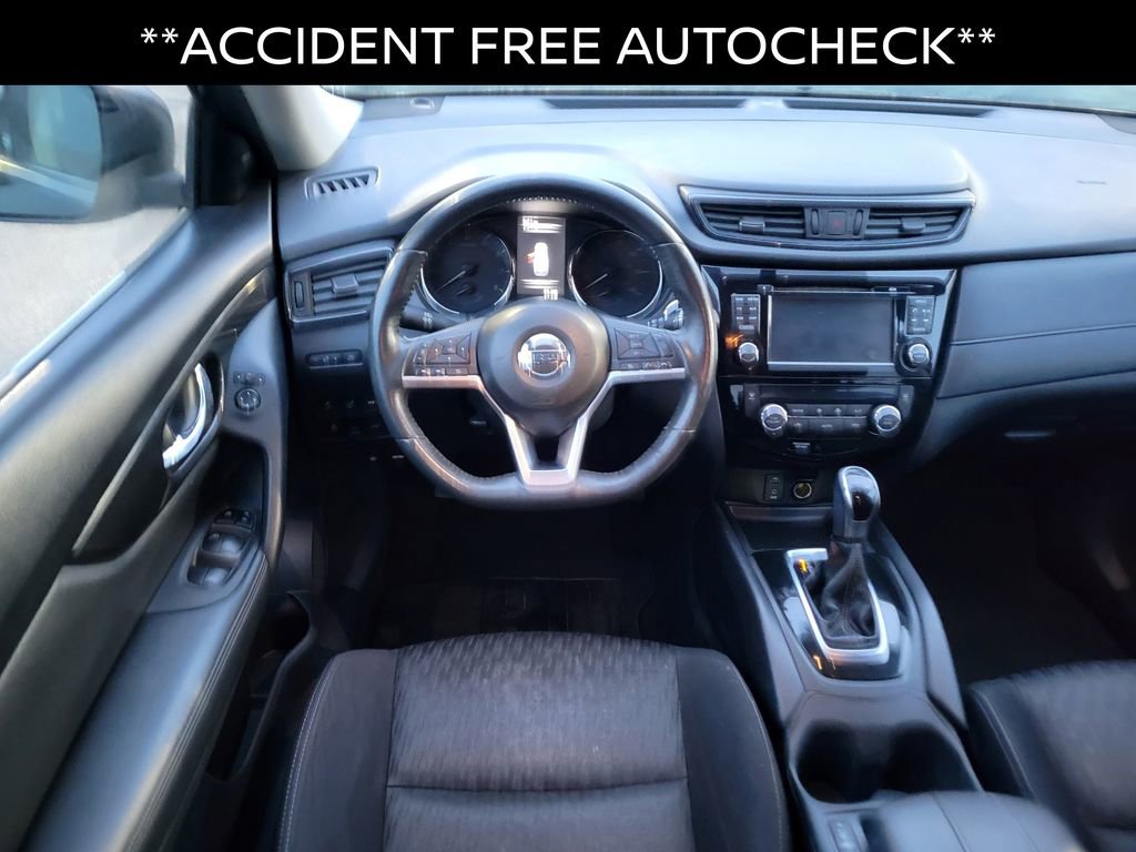 Used 2017 Nissan Rogue SV w/ SV Premium Package image 9