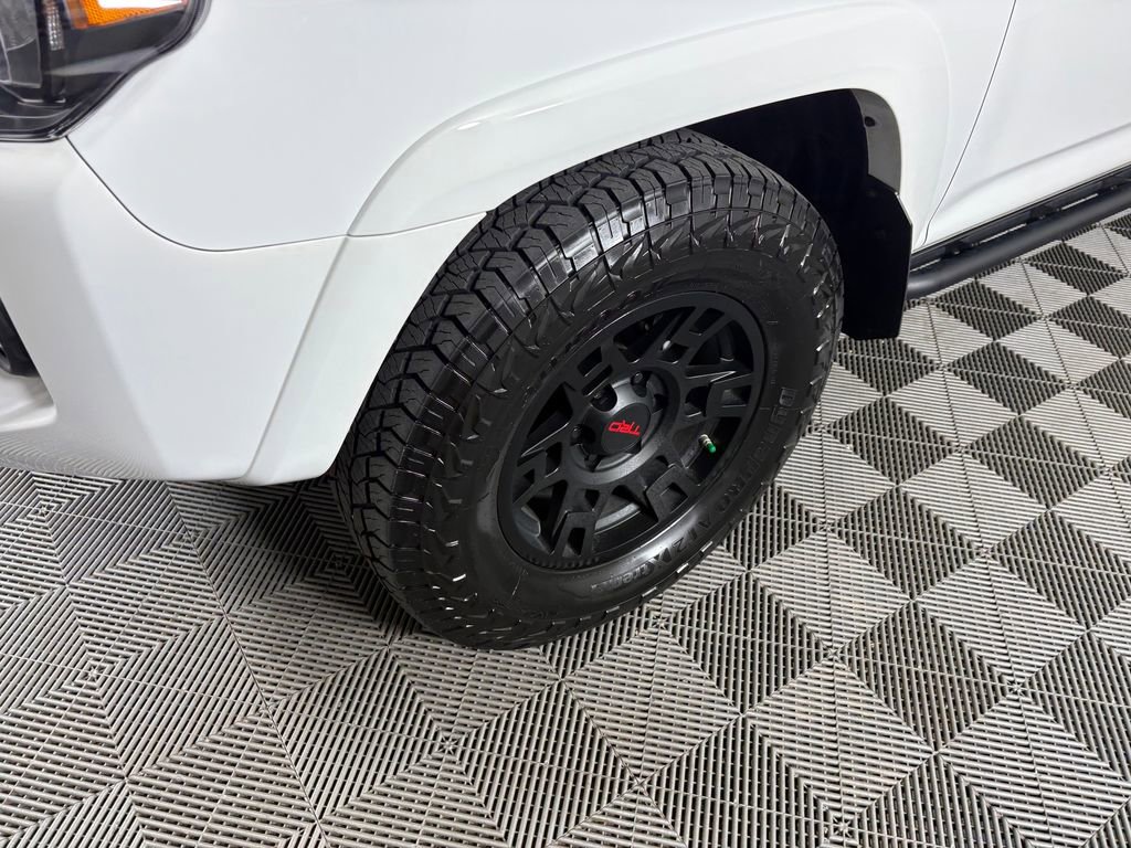 Used 2024 Toyota 4Runner TRD Off-Road Premium w/ Moonroof Package image 10