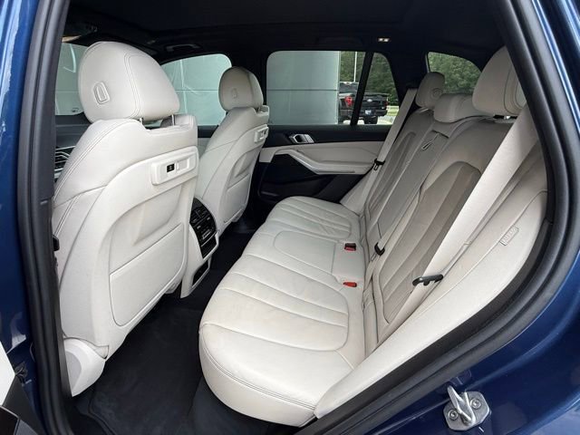 Used 2019 BMW X5 xDrive40i w/ Premium Package 2 AWD/4WD image 13