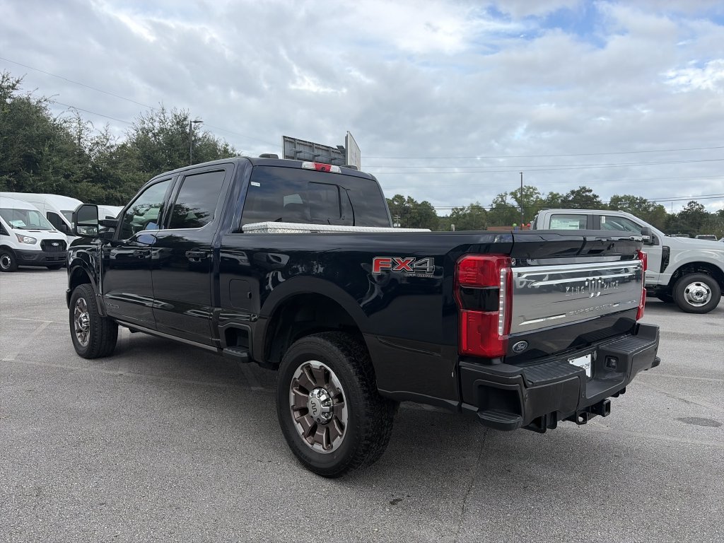 Certified 2024 Ford F250 King Ranch w/ FX4 Off-Road Package AWD/4WD image 5