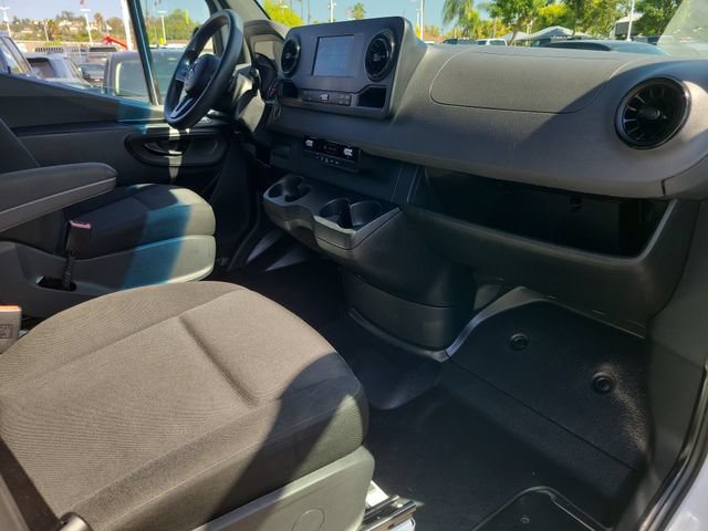 Used 2023 Mercedes-Benz Sprinter 2500 image 22