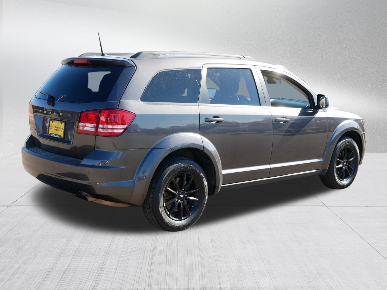 Used 2020 Dodge Journey SE w/ Blacktop Package FWD image 7