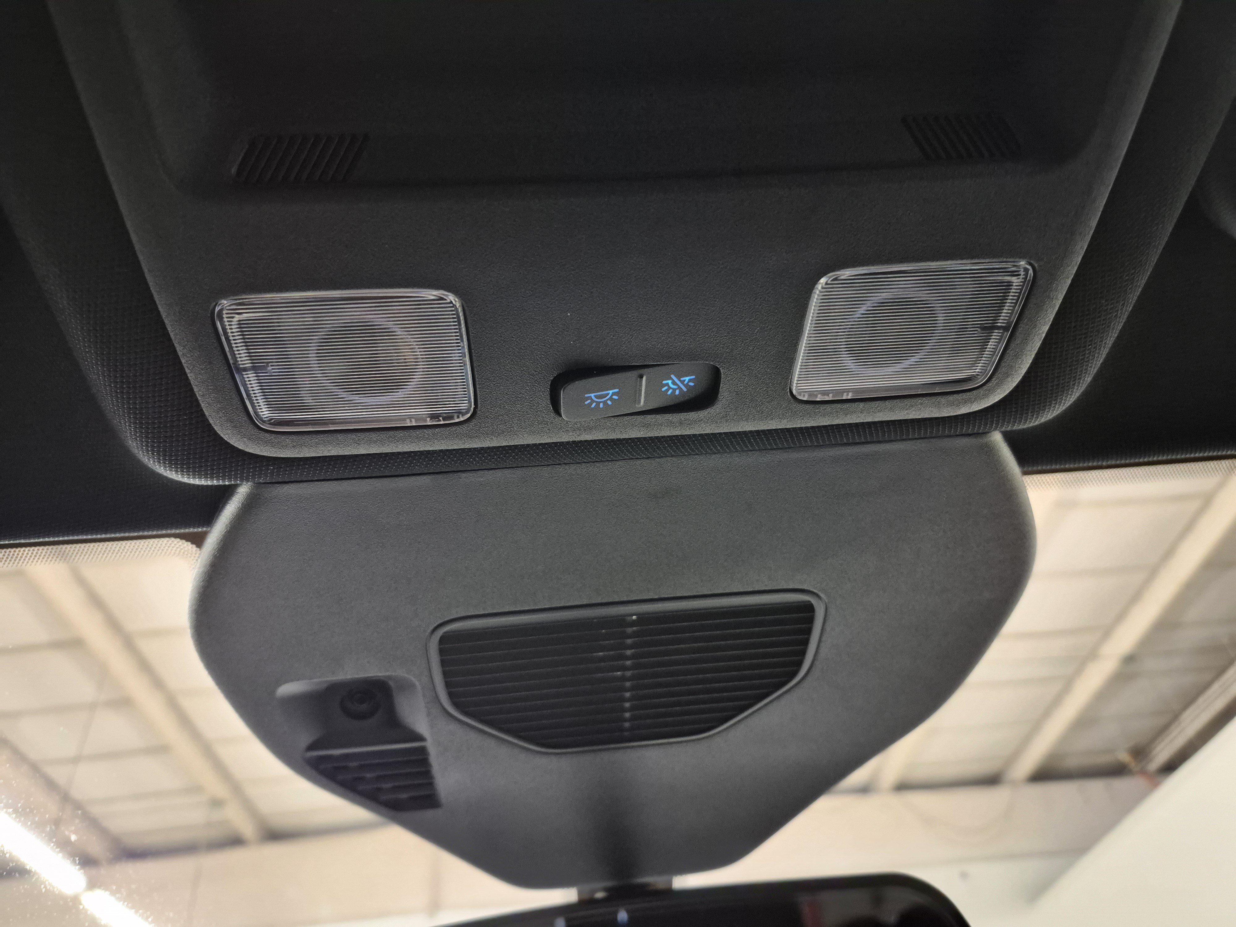 Certified 2024 Ford Escape ST-Line w/ Equipment Group 301A FWD image 40