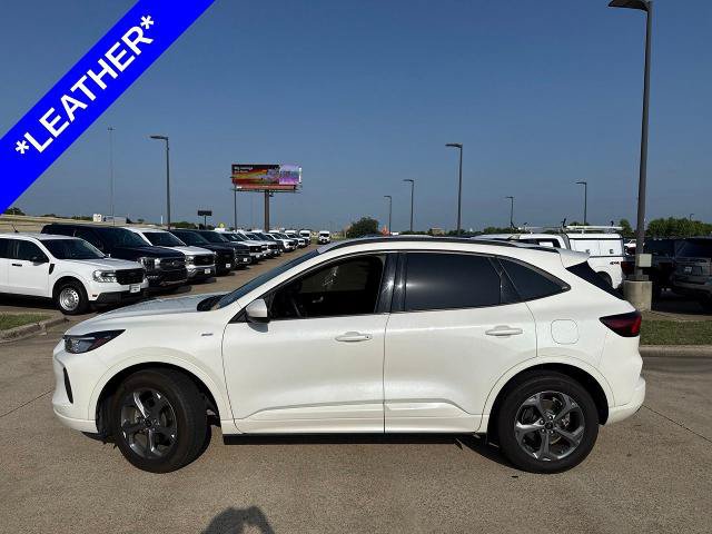Certified 2024 Ford Escape ST-Line Select w/ Tech Pack #1 AWD/4WD image 3
