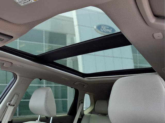 Used 2025 Nissan Rogue SL w/ Tech Package FWD image 26