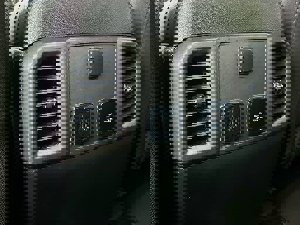 Certified 2020 Ford F150 XLT w/ Equipment Group 302A Luxury image 13