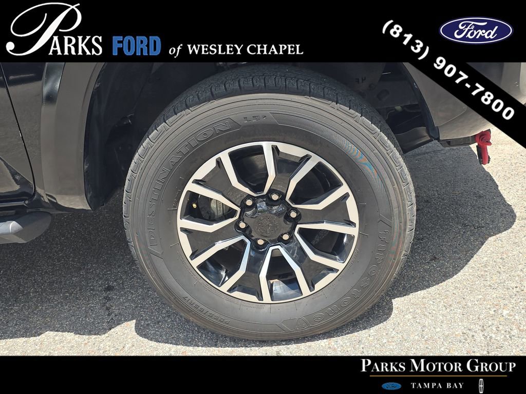 Used 2023 Toyota Tacoma TRD Sport w/ Technology Package AWD/4WD image 31