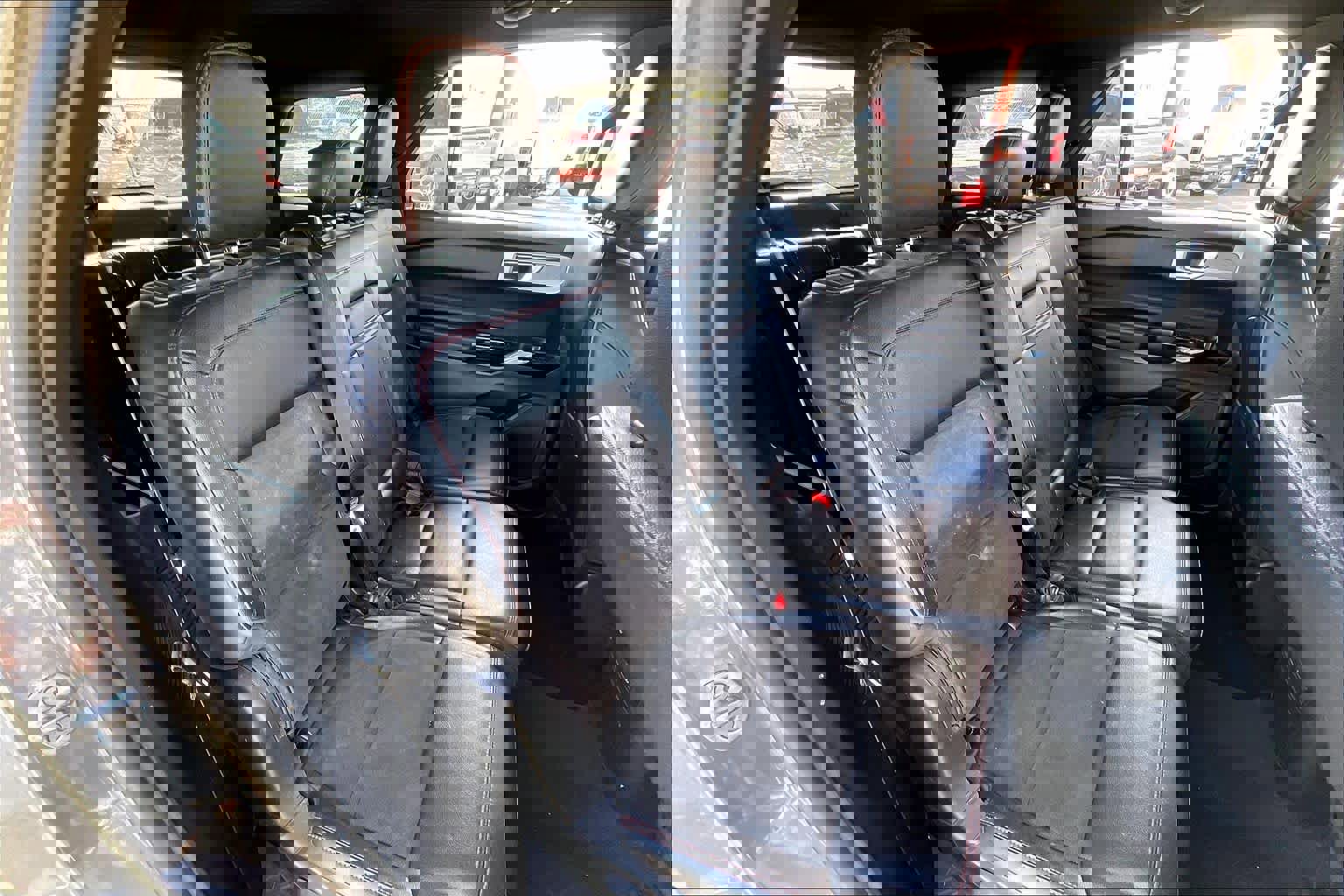 Certified 2023 Ford Explorer ST-Line image 18