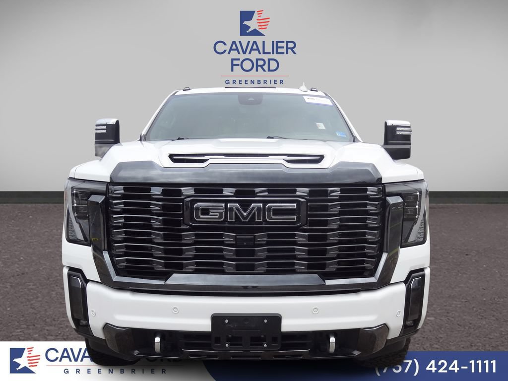 Used 2024 GMC Sierra 2500 Denali Ultimate w/ Max Trailering Package AWD/4WD image 5