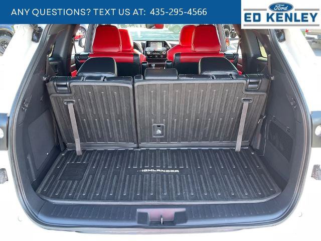 Used 2021 Toyota Highlander XSE AWD/4WD image 31