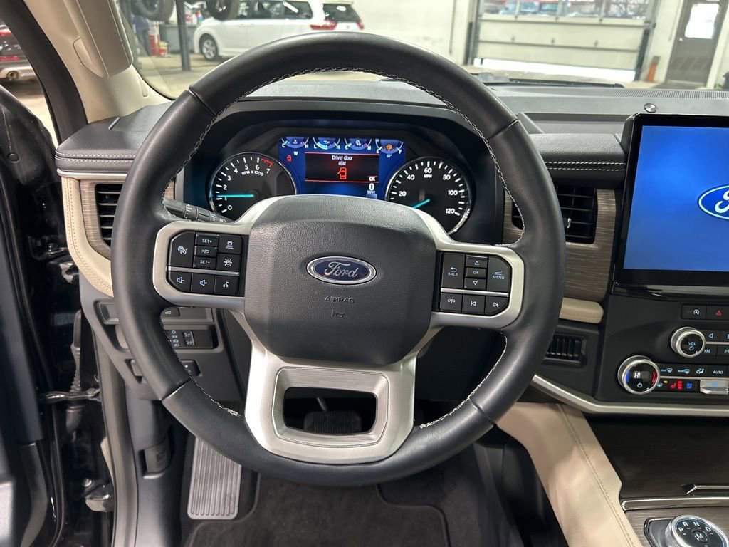 Certified 2024 Ford Expedition Limited image 17