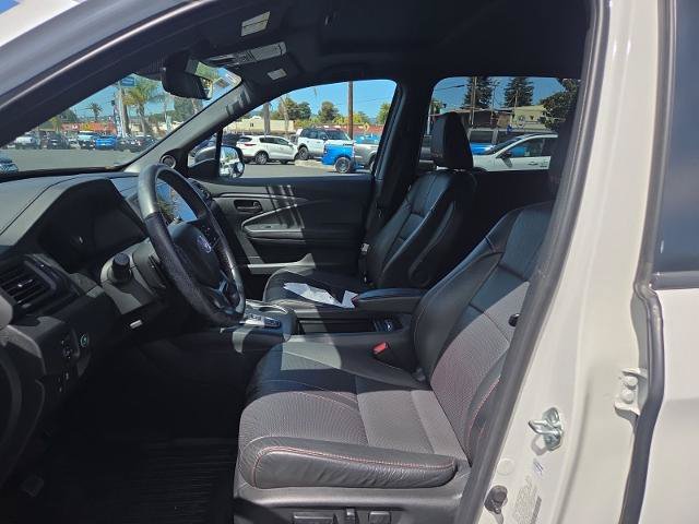 Used 2023 Honda Passport TrailSport image 17