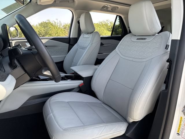 Certified 2025 Ford Explorer Platinum w/ Ultimate Package AWD/4WD image 11