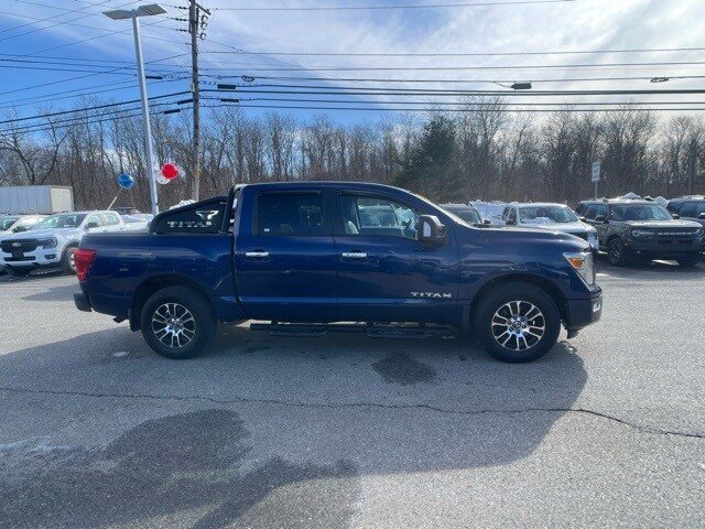 Used 2021 Nissan Titan SV w/ SV Convenience Package AWD/4WD image 9