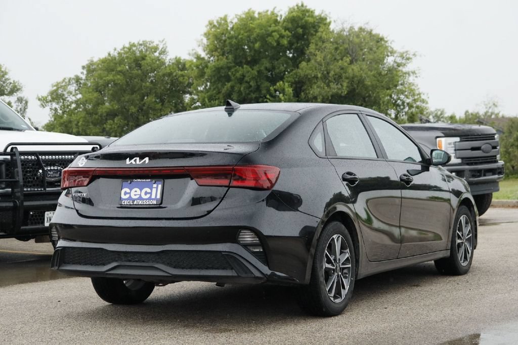 Used 2024 Kia Forte LXS FWD image 30