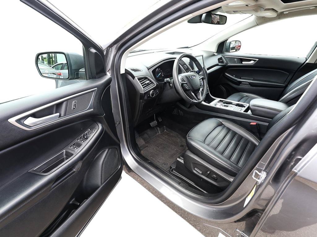Certified 2024 Ford Edge SEL w/ Convenience Package AWD/4WD image 11