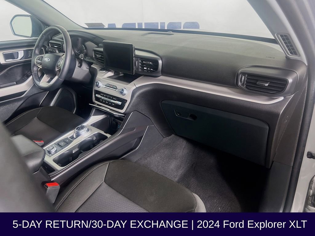 Certified 2024 Ford Explorer XLT AWD/4WD image 34