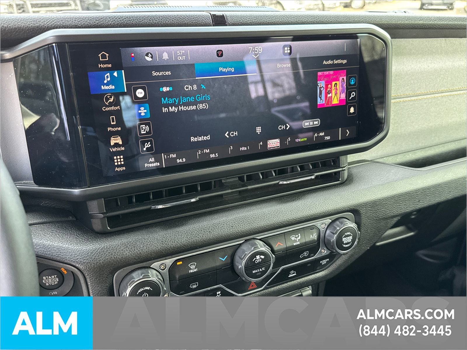 Used 2024 Jeep Wrangler Willys image 31