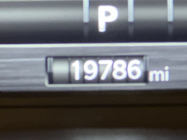 Used 2025 RAM 1500 Laramie AWD/4WD image 17