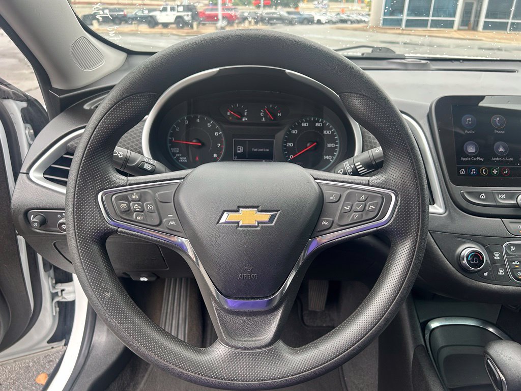 Used 2023 Chevrolet Malibu LT FWD image 18