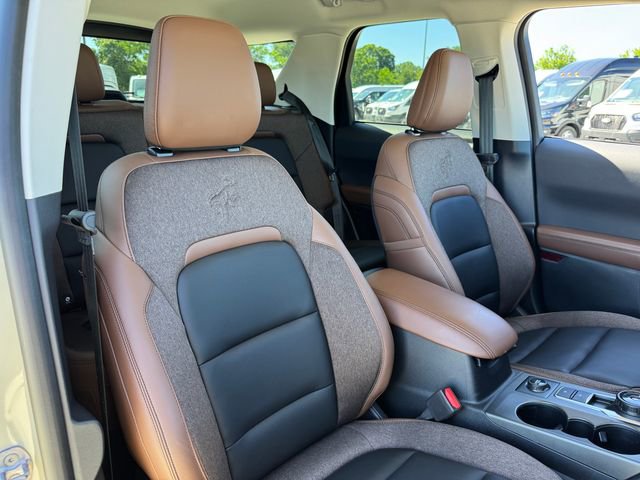 Certified 2025 Ford Bronco Sport Outer Banks w/ Outer Banks Tech Package+ AWD/4WD image 18