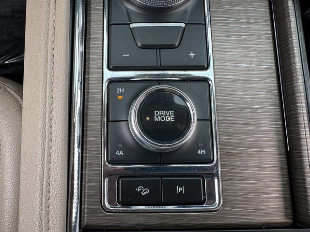 Certified 2022 Ford Expedition Max Limited image 31