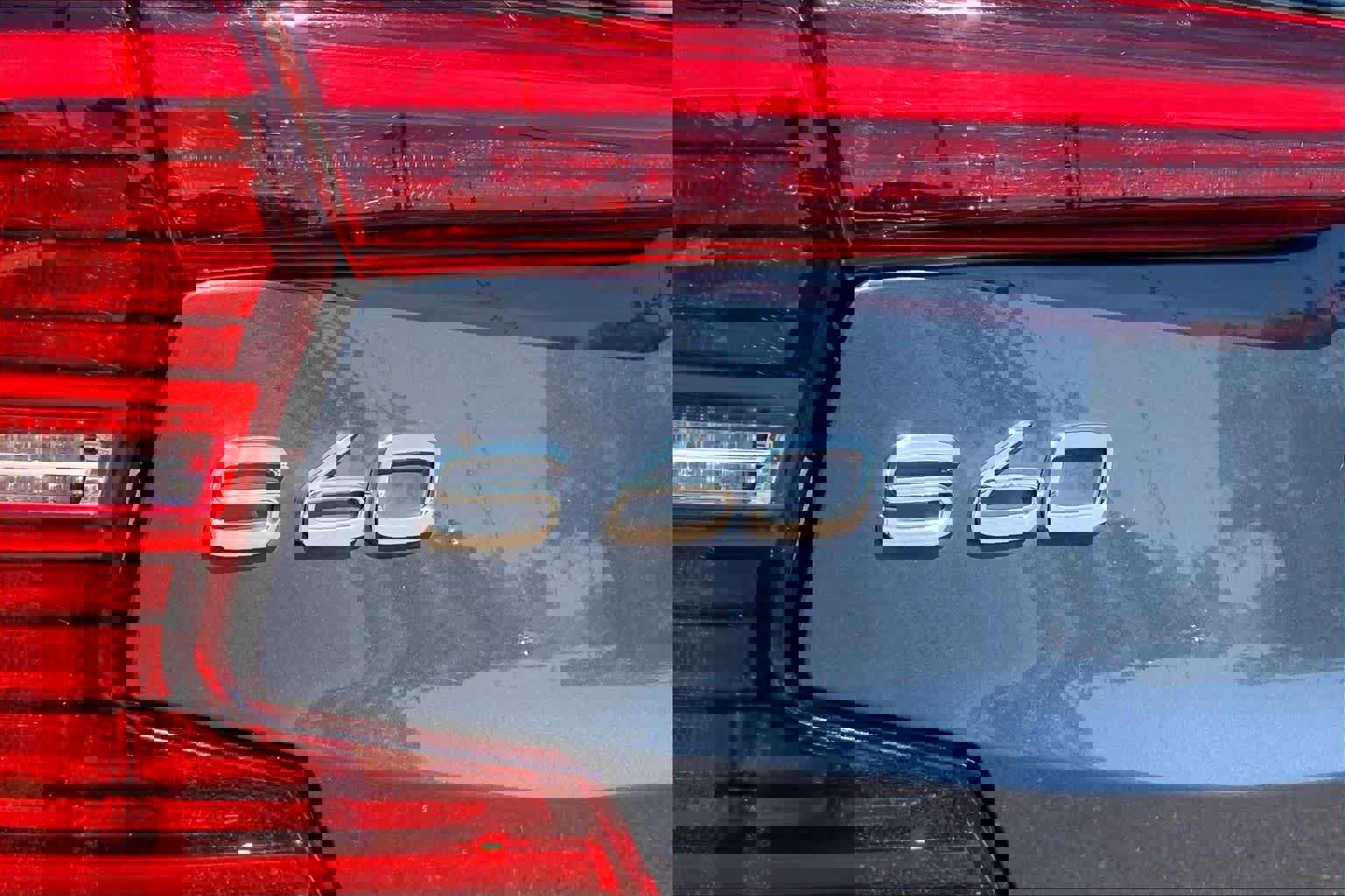 Used 2023 Volvo S60 B5 Plus image 31