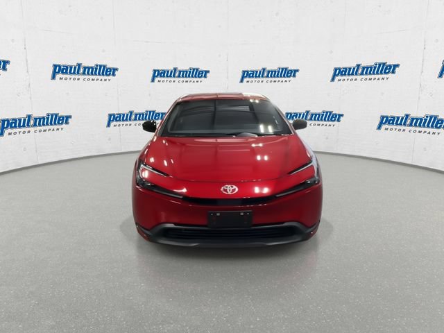 Used 2024 Toyota Prius LE AWD/4WD image 4