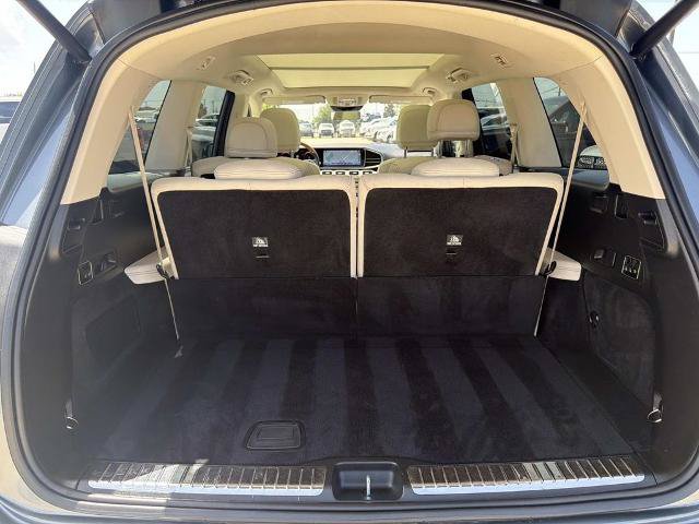 Used 2022 Mercedes-Benz GLS 450 4MATIC image 10