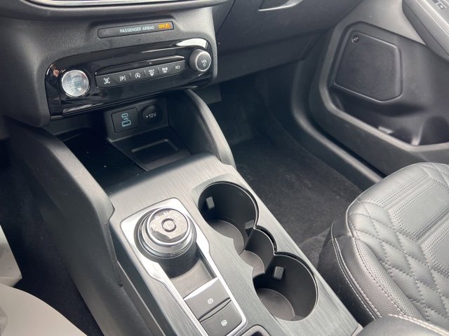 Certified 2023 Ford Escape Platinum w/ Premium Technology Package image 17