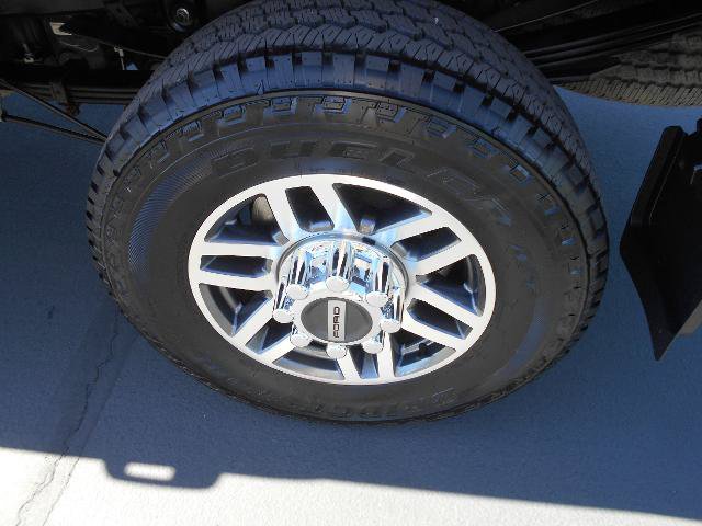 Certified 2019 Ford F350 Lariat w/ Camper Package AWD/4WD image 17