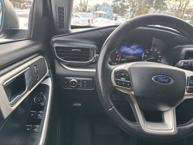 Certified 2021 Ford Explorer XLT w/ Equipment Group 202A image 24