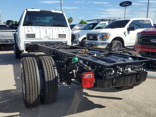 Certified 2025 Ford F550 4x4 Regular Cab Super Duty image 7