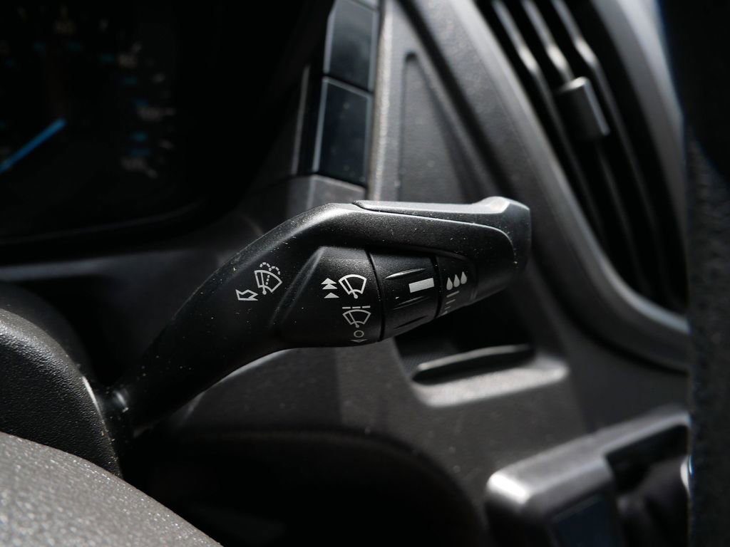 Certified 2018 Ford Transit 150 130 Low Roof RWD image 22