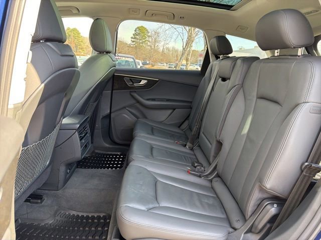 Used 2022 Audi Q7 2.0T Premium w/ Convenience Package image 26