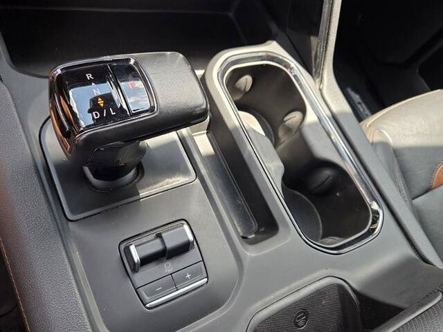 Used 2022 GMC Sierra 1500 AT4 w/ AT4 Premium Package AWD/4WD image 23
