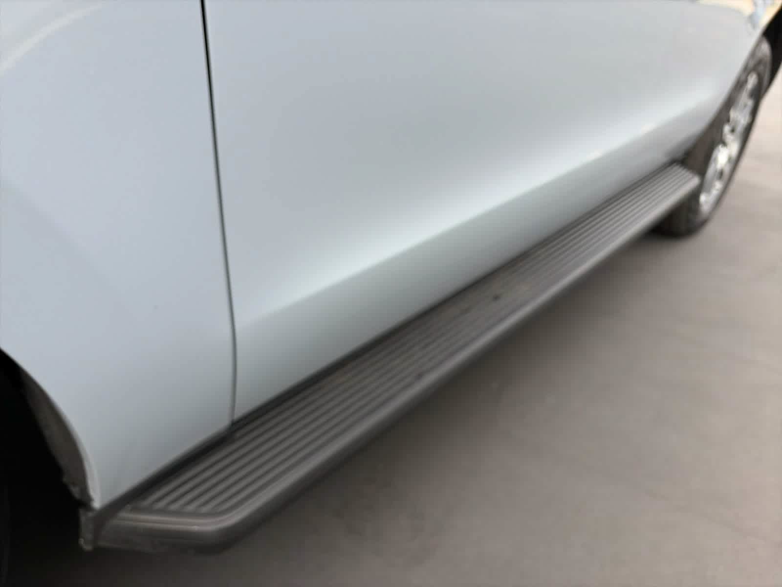 Certified 2025 Ford Expedition Active AWD/4WD image 7