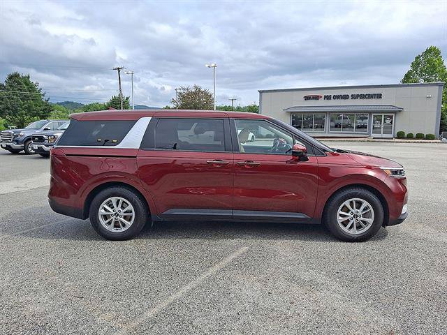 Used 2024 Kia Carnival LX FWD image 26