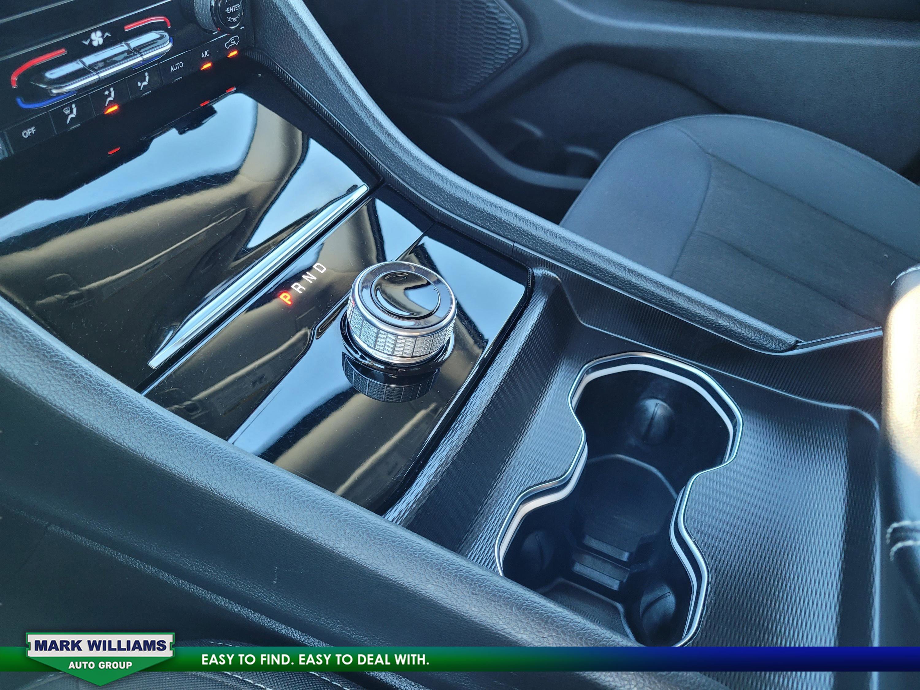 Used 2024 Jeep Grand Cherokee L Laredo image 26