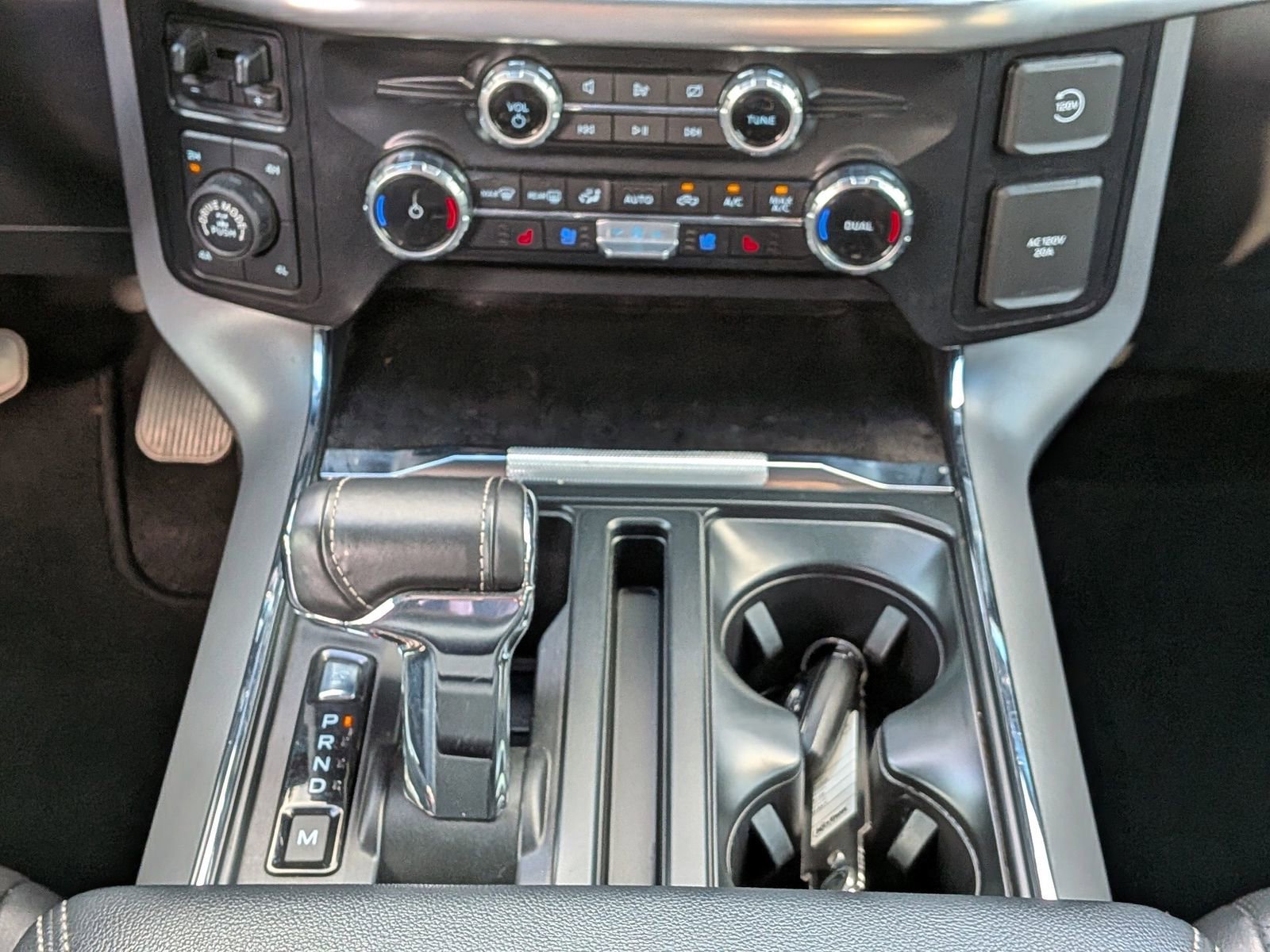 Certified 2023 Ford F150 Lariat w/ Equipment Group 502A High image 20