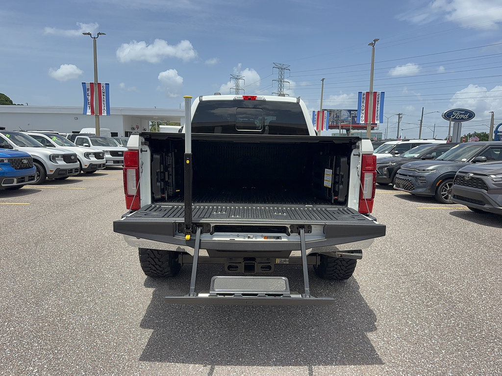 Certified 2021 Ford F250 King Ranch w/ King Ranch Ultimate Package AWD/4WD image 7