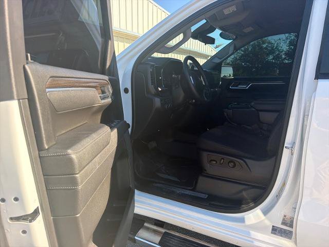 Used 2025 Chevrolet Silverado 1500 LT w/ Protection Package AWD/4WD image 13