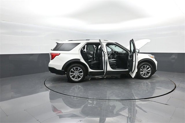 Certified 2023 Ford Explorer Limited w/ Equipment Group 301A image 42