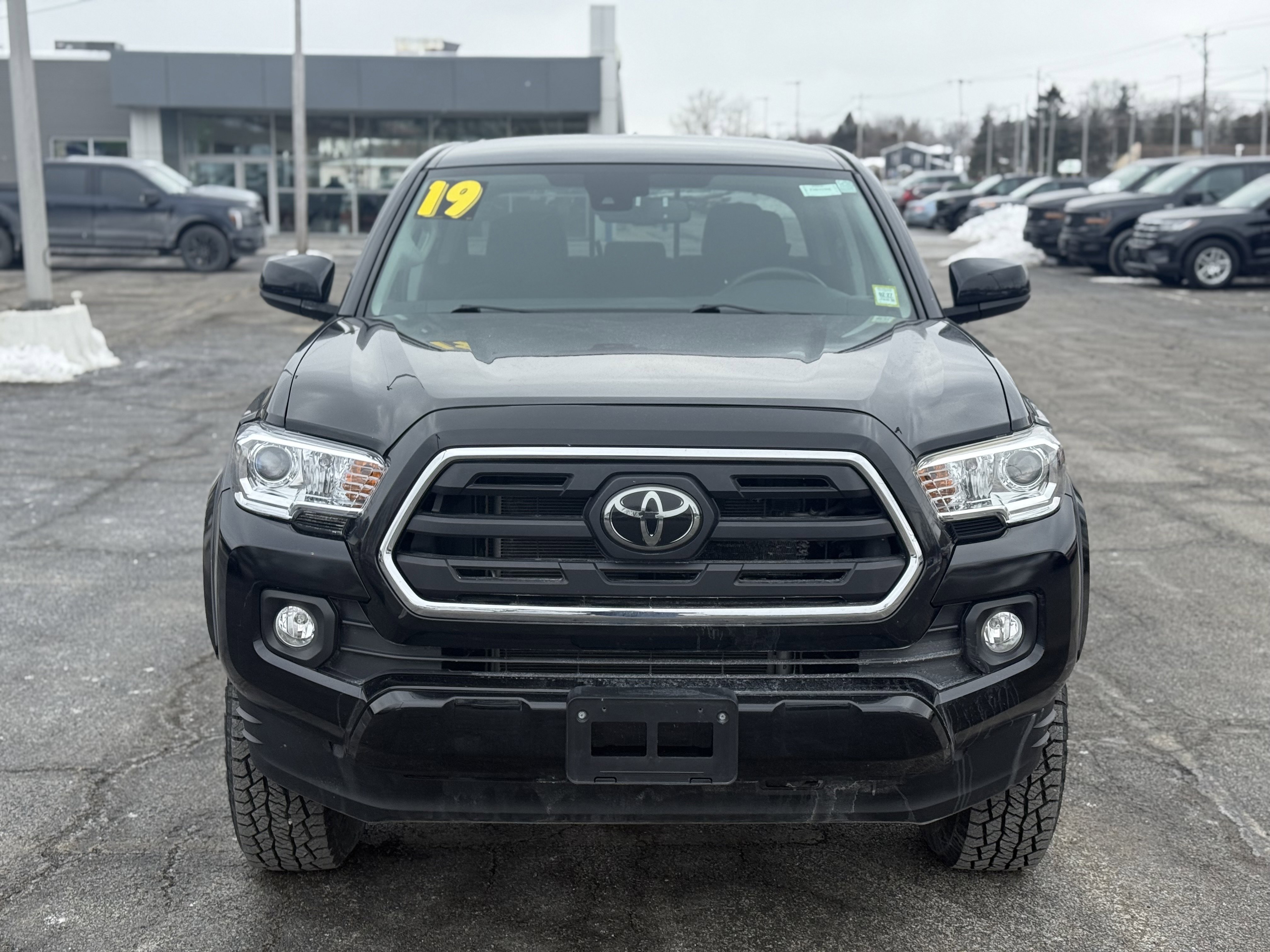 Used 2019 Toyota Tacoma SR5 image 7