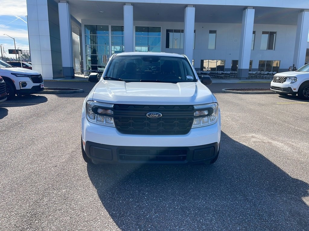 Certified 2022 Ford Maverick XL image 3